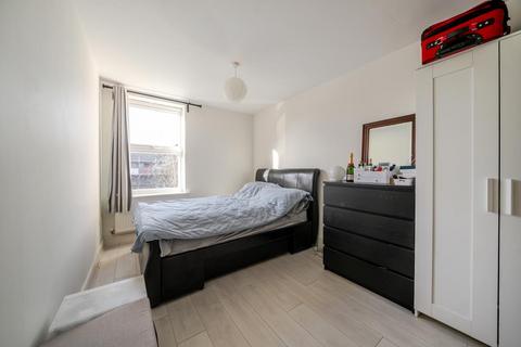 2 bedroom flat for sale, Egham,  Surrey,  TW20