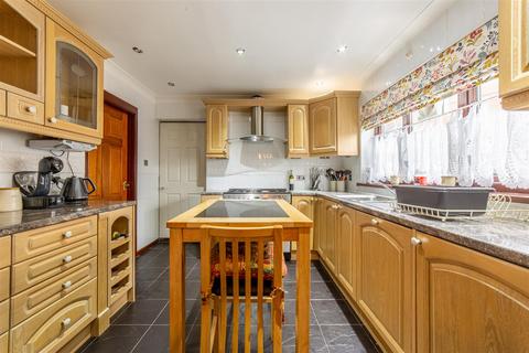 4 bedroom detached house for sale, Pisgah Road, Pontypool NP4