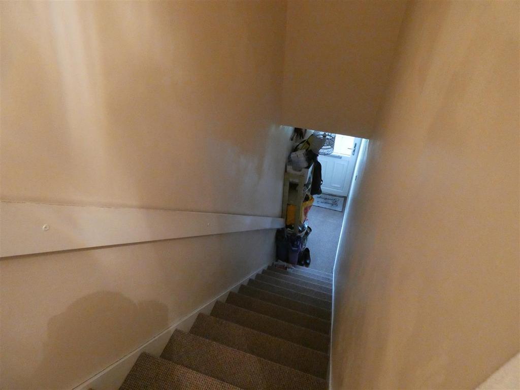 Hallway.JPG