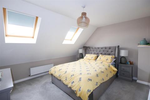 3 bedroom semi-detached house for sale, Percy Drive, Thirsk