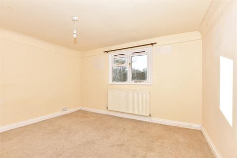 2 bedroom end of terrace house for sale, High Street, Wingham, Canterbury, Kent