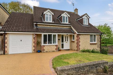 4 bedroom detached house for sale, 1 Grants Close, Wincanton, Somerset, BA9 9NS