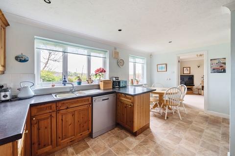 4 bedroom detached house for sale, 1 Grants Close, Wincanton, Somerset, BA9 9NS