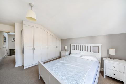 2 bedroom apartment to rent, Killyon Road London SW8