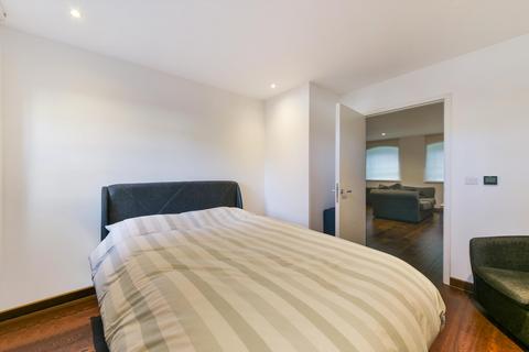 1 bedroom flat to rent, King Charles Terrace, Sovereign Court, Wapping, London, E1W.