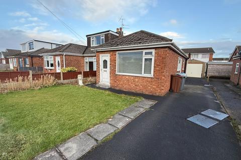 3 bedroom semi-detached bungalow for sale, Lamaleach Drive, Freckleton, PR4