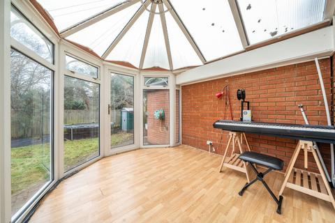 6 Melbourne Close, Ickenham, Uxbridge, UB10 8SL