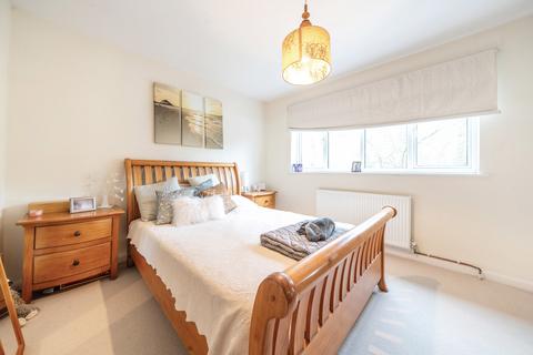 6 Melbourne Close, Ickenham, Uxbridge, UB10 8SL