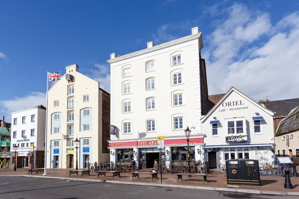 Flat 2 Rowes Warehouse-ph4 web 300.jpg
