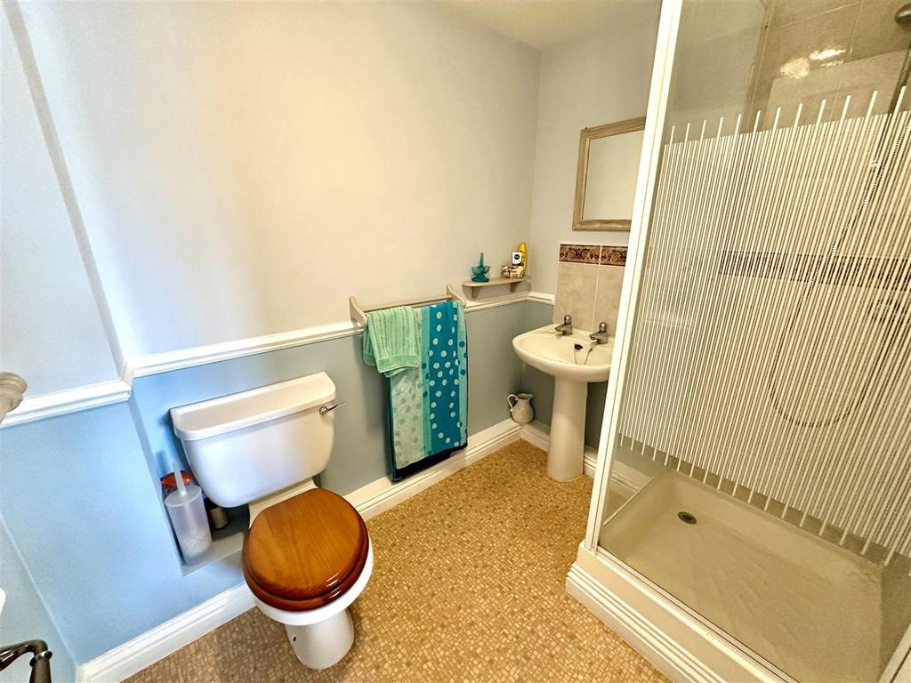 Shower room.jpg