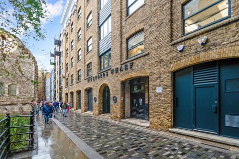 2 bedroom apartment for sale, Pickfords Wharf Apartments, Clink Street, London, SE1