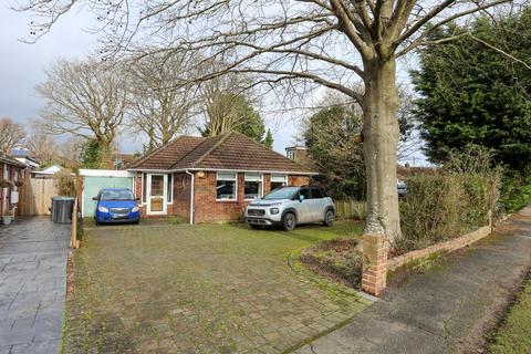 2 bedroom detached bungalow for sale, Malthouse Lane, Burgess Hill, RH15