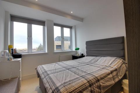 2 bedroom flat for sale, Swanfield Road, Waltham Cross