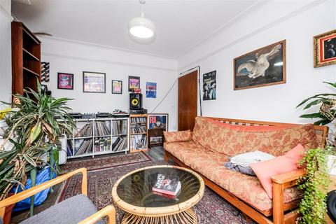 66 Aubrey Road, London, E17 4SL