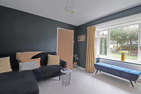 3 bedroom semi-detached house for sale, Batts Hill, Redhill