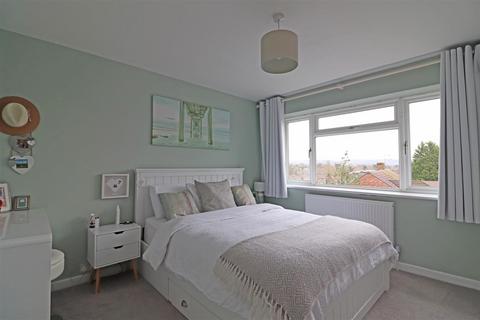 18 Batts Hill, Redhill, RH1 2DH