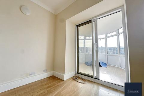 2 bedroom ground floor flat for sale, High Street, Tonyrefail, CF39