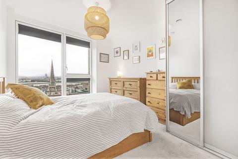 1 bedroom apartment for sale, Clapton Common, London, E5