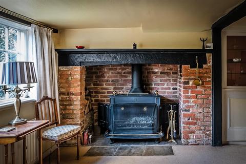 undefined, BLACKSMITH CLOSE, ASHTEAD, KT21