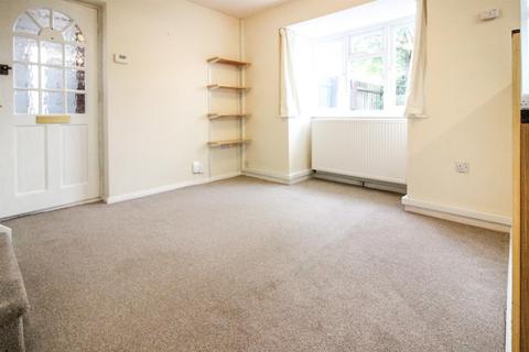 1 bedroom house to rent, Warwick Court, Bicester