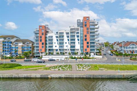 2 bedroom apartment for sale, THE LEAS, Westcliff-On-Sea