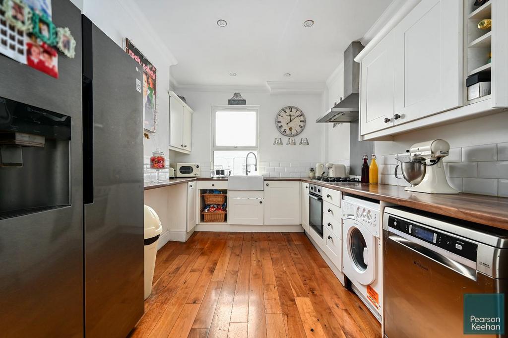 14 Wordsworth Street, BN3 (10).jpg