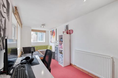 35 Compton Close, Redditch, B98 7NL