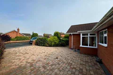 3 bedroom detached bungalow to rent, 3 Bed Detached Bungalow, Keppel Close, Bridlington, YO16 6ZE