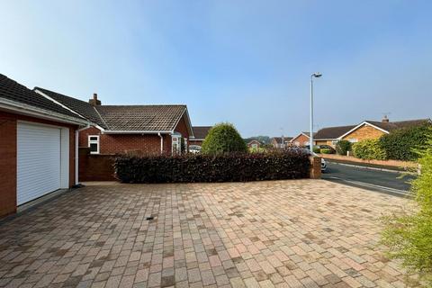 3 bedroom detached bungalow to rent, 3 Bed Detached Bungalow, Keppel Close, Bridlington, YO16 6ZE