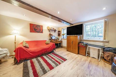 2 bedroom flat for sale, Clapham Road, Stockwell