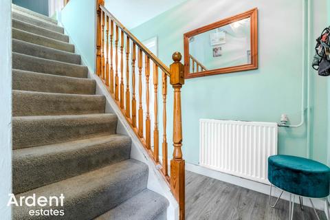 3 bedroom terraced house for sale, Hewitt Walk, Witham