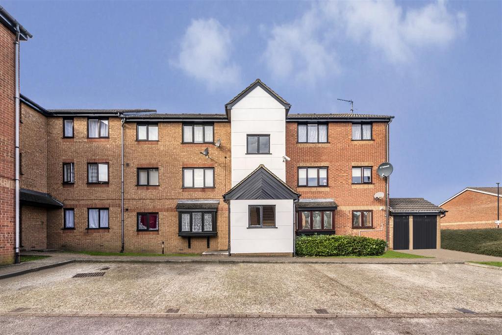 Whitehead Close, London - STUDIO Property - £1,300 pcm (£300 pw)