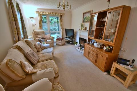 2 bedroom retirement property for sale, Ringwood Road, Ferndown, BH22