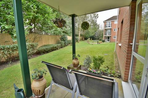 2 bedroom retirement property for sale, Ringwood Road, Ferndown, BH22
