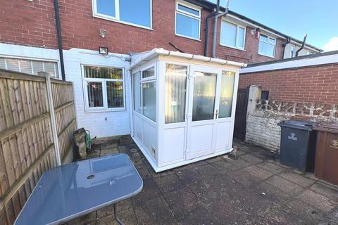 27 Washerwall Lane, Werrington, Stoke-on-trent, ST9 0JU