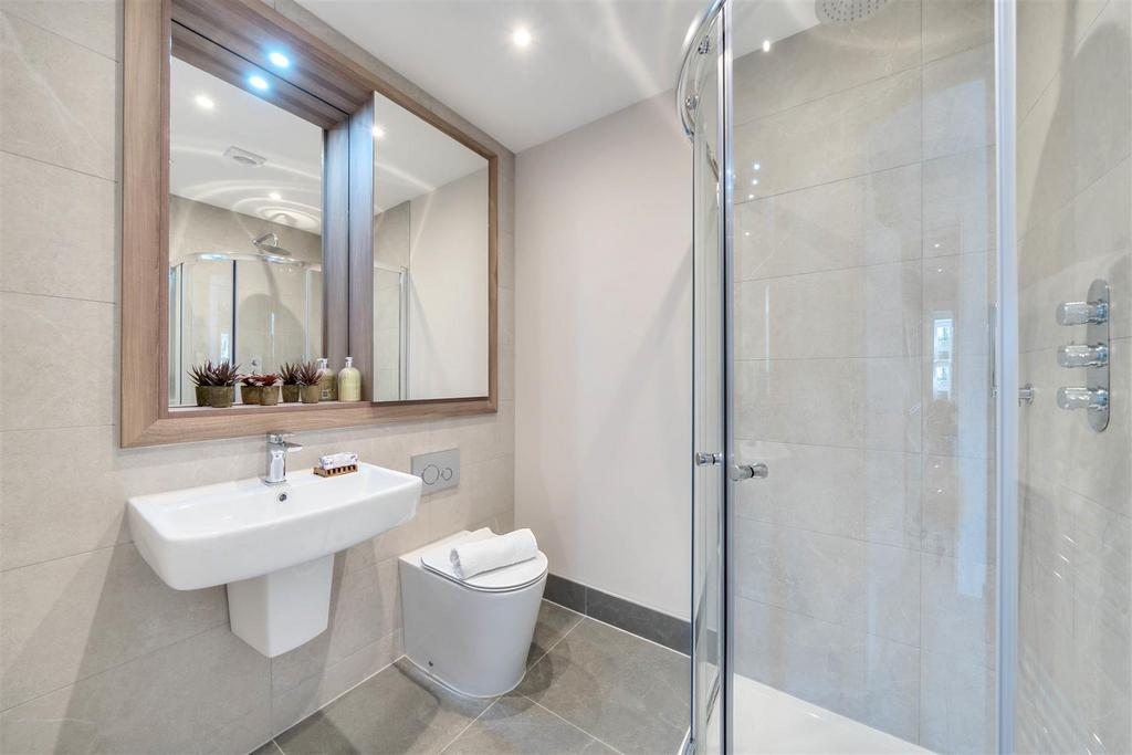 Ensuite Shower Room