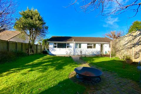 3 bedroom detached bungalow for sale, Parc Peneglos, Falmouth TR11