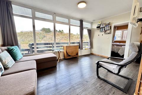 2 bedroom chalet for sale, Summercliff Chalets, Caswell Bay, Swansea, City And County of Swansea.