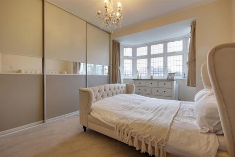 189 Beverley Road, Kirk Ella, Hull, HU10 7AG
