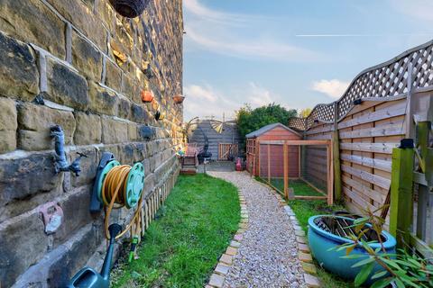 3 bedroom end of terrace house for sale, Wortley Road, Sheffield S35