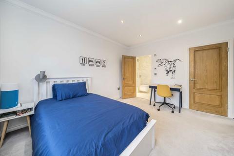 5 Poynings Way, London, N12 7LP