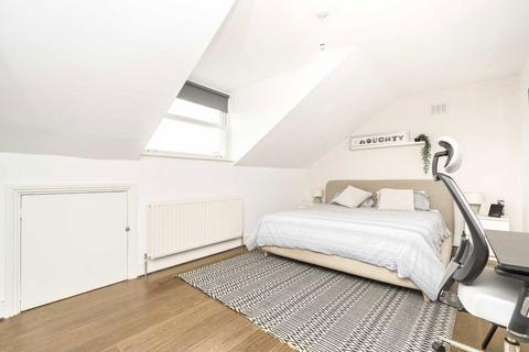 2 bedroom flat for sale, Brookfield Road, London E9