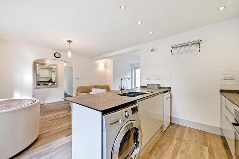 undefined, Islet Park, Maidenhead, Berkshire, SL6