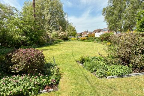 undefined, Twyning Green, Tewkesbury GL20