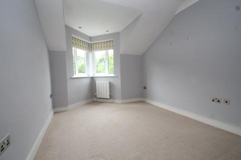 2 bedroom flat to rent, The Hall, Allerton Hill, Chapel Allerton, Leeds, West Yorkshire, LS7