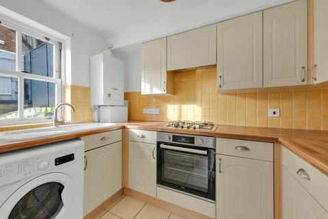 2 bedroom ground floor flat for sale, Granville Park, London SE13