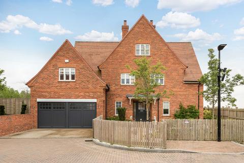 6 bedroom detached house to rent, Wood Farm Close, Wood Lane, Stanmore, Middlesex, HA7