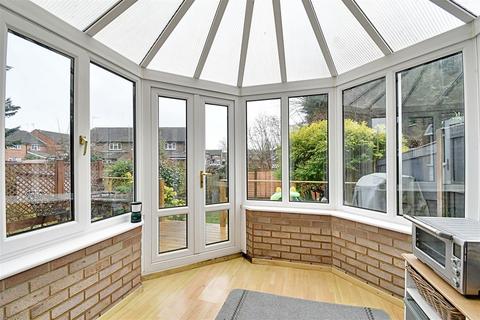 21 Becketts, Hertford, SG14 2AN