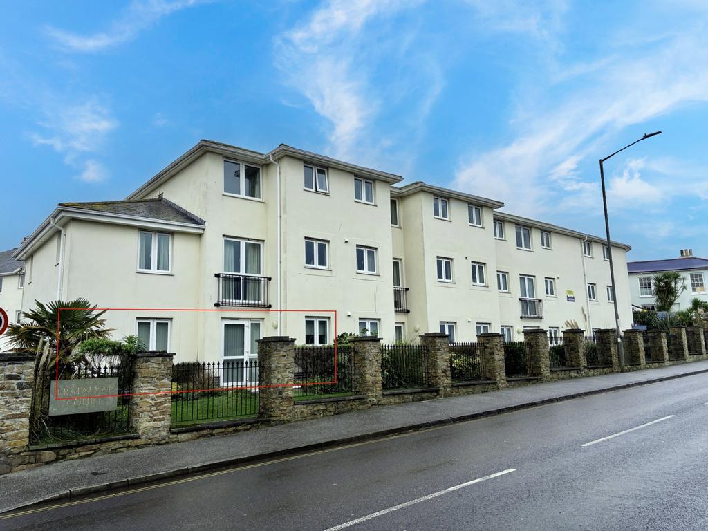 2 Bedroom Retirement Property for Sale