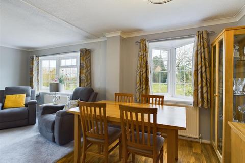 2 bedroom park home for sale, Cleobury Road, Far Forest, Kidderminster